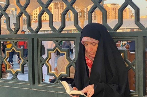 عکس غربت قبرستان بقیع
