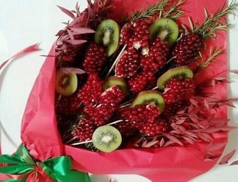 عکس ایده تزیین انار شب یلدا