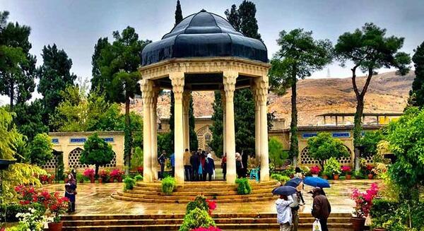 عکس قبر حافظ شیرازی