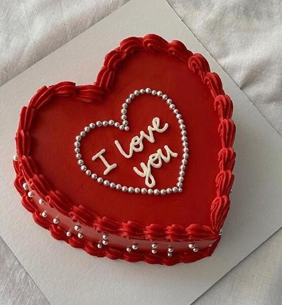 عکس کیک ولنتاین قلبی
