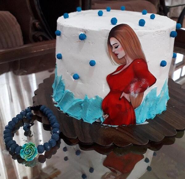 عکس بارداری روی کیک
