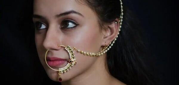 عکس پیرسینگ بینی حلقه ای