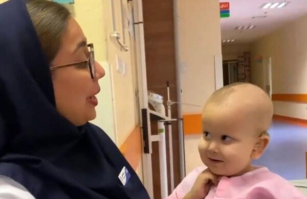 عکس مجری زن پرستار