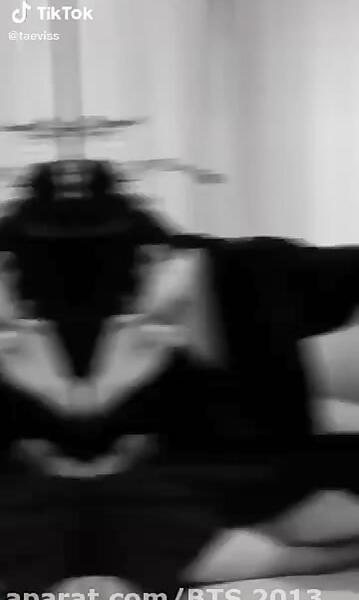 عکس سیاه سفید bts