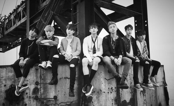عکس سیاه سفید bts
