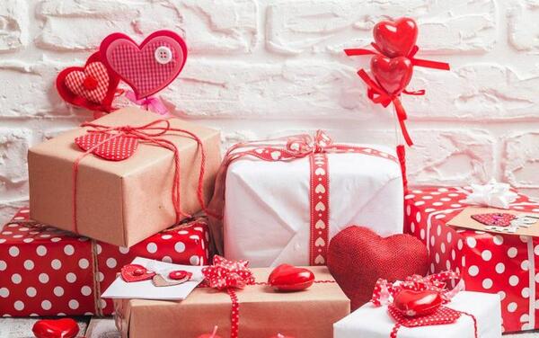 عکس از کادو های ولنتاین