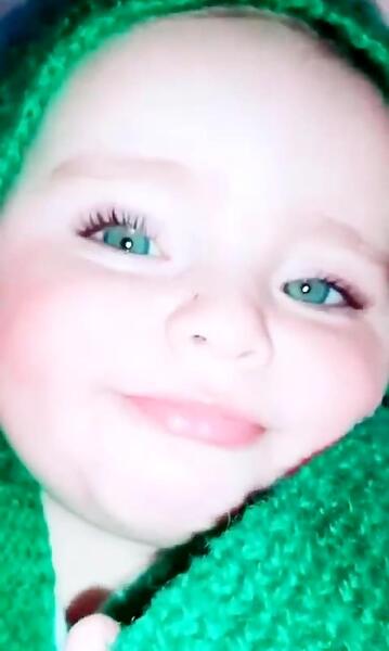 عکس نوزاد پسر چشم مشکی