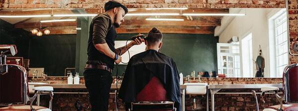 عکس دکوراسیون آرایشگاه مردانه