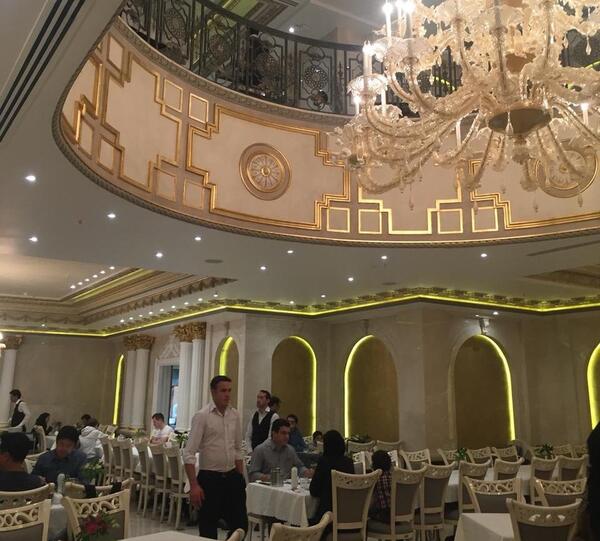 عکس رستوران شاندیز