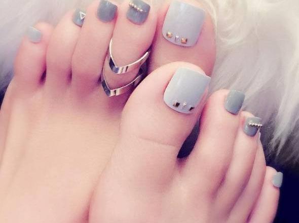 عکس طرح لاک ناخن پا