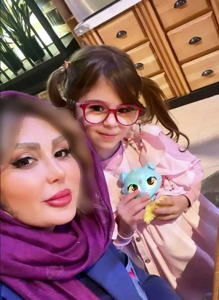 عکس مادر شوهر نیوشا ضیغمی