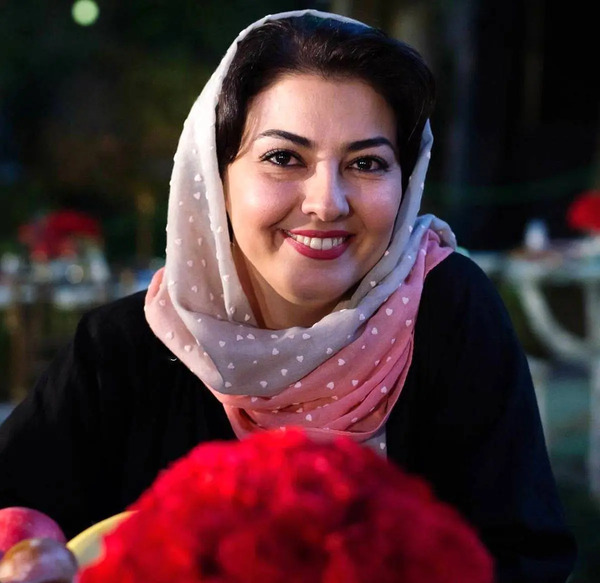 عکس خنده دار آناهیتا