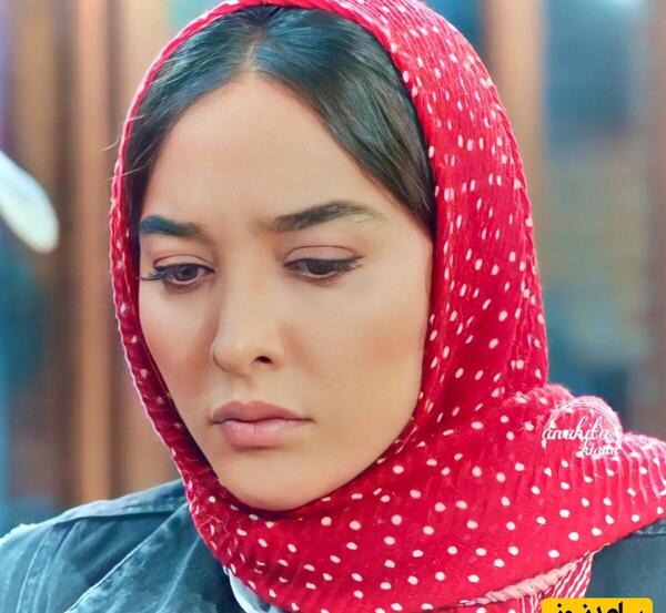 عکس خنده دار آناهیتا