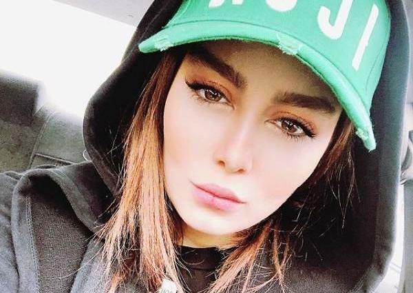 عکس مهدی طارمی با سحر قریشی در آتلیه