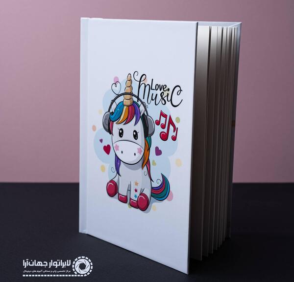 چاپ عکس اسب تک شاخ