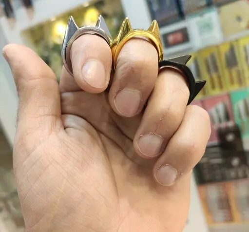 عکس انگشتر تیغ دار