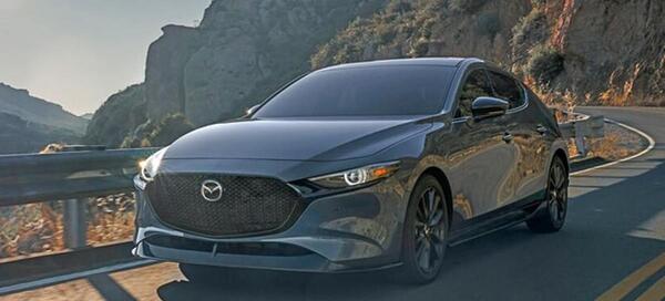 عکس ماشین mazda 3sedan