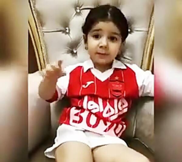 مسخره كردن عکس ضد استقلال 98