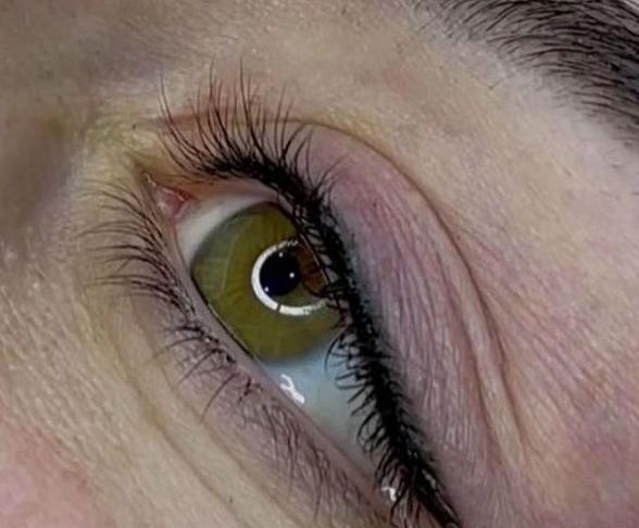 عکس بن مژه طبیعی