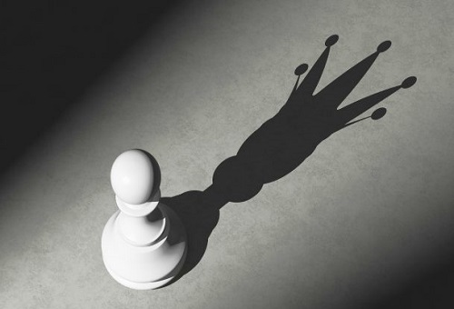 عکس نوشته اعتماد به نفس کاذب