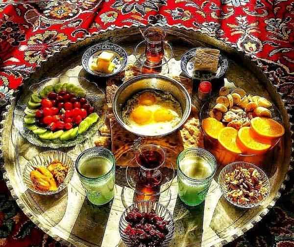 عکس صبحانه عاشقانه دونفره