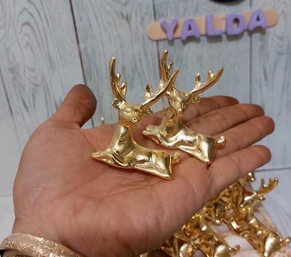 عکس گوزن نشسته