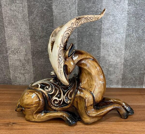 عکس گوزن نشسته