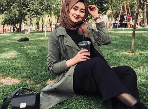 عکس با حجاب بلک پینک