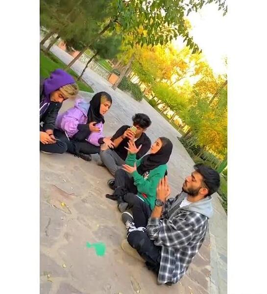 عکس نیکا فلاحی و دیانا و عسل
