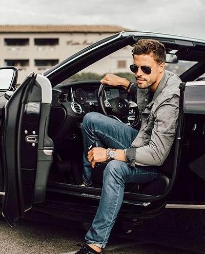 ژست های عکس گرفتن با ماشین