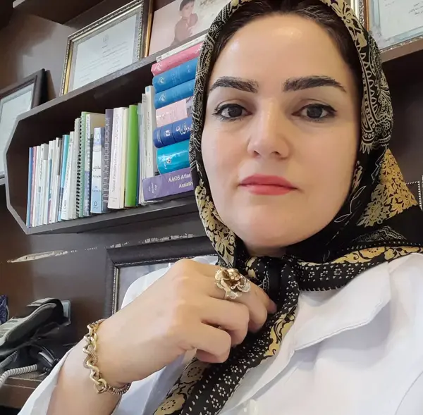 عکس زهره رشیدی
