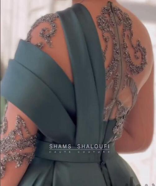 عکس لباس مجلسی زنانه دیوار