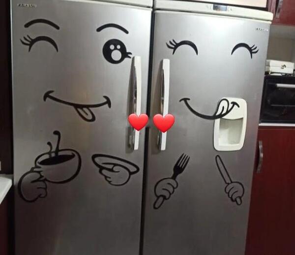 عکس استیکر یخچال