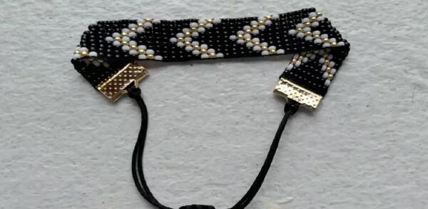 عکس دستبند آموزش