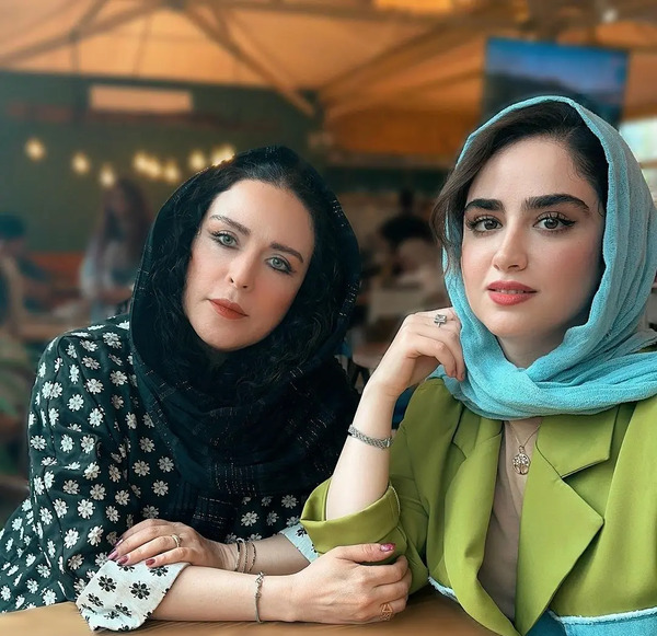 عکس سحر قریشی و هانیه غلامی