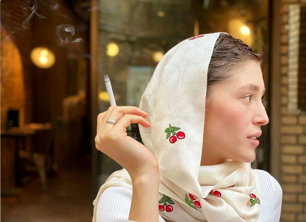 عکس صحبت فرشته حسینی