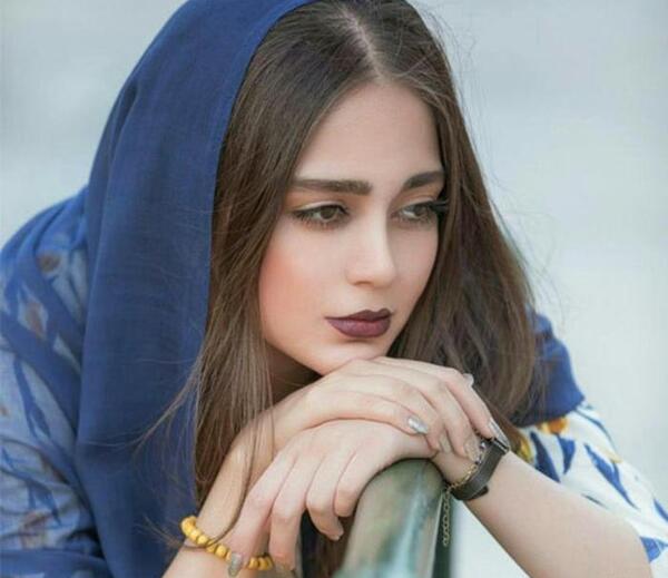 زیبا عکس دختر ایرانی ساده ۱۶ ساله