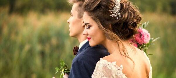 هزینه عکس آتلیه عروس