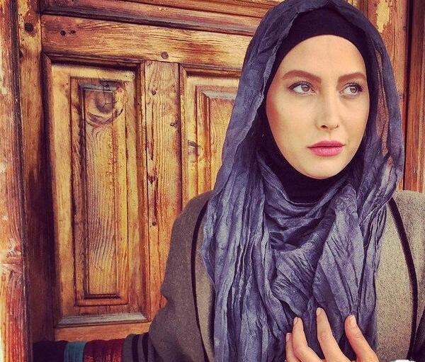 عکس چادری فریبا نادری