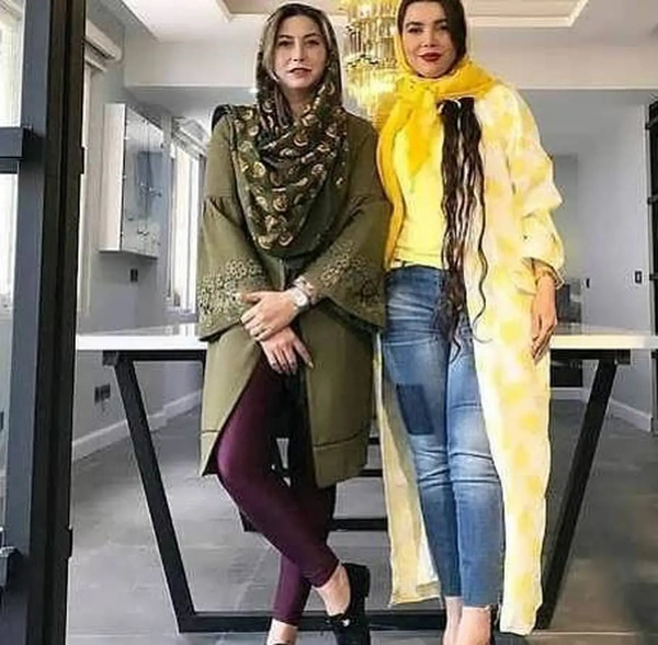 عکس چادری فریبا نادری