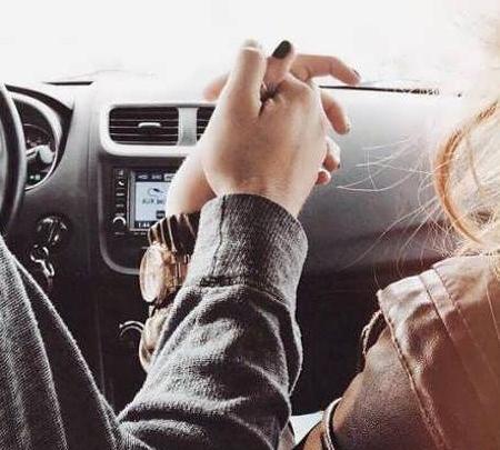 عکس عاشقانه تو ماشین