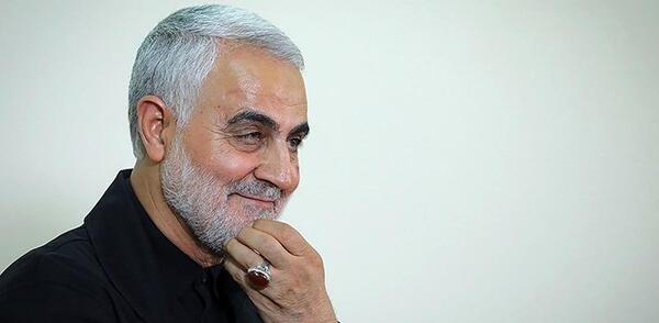 عکس سردار سلیمانی زمینه مشکی