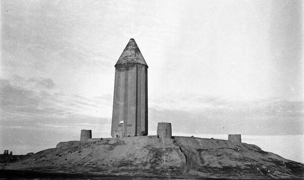 عکس برج قابوس