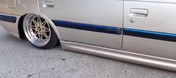 عکس پژو پارس کف خواب شوتی