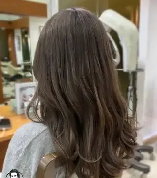 عکس رنگ موی تیره بدون دکلره