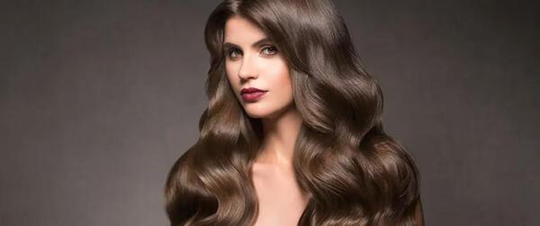 عکس رنگ موی تیره بدون دکلره