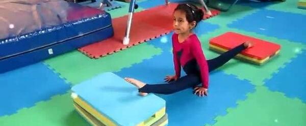 عکس دختر ژیمناستیک کار
