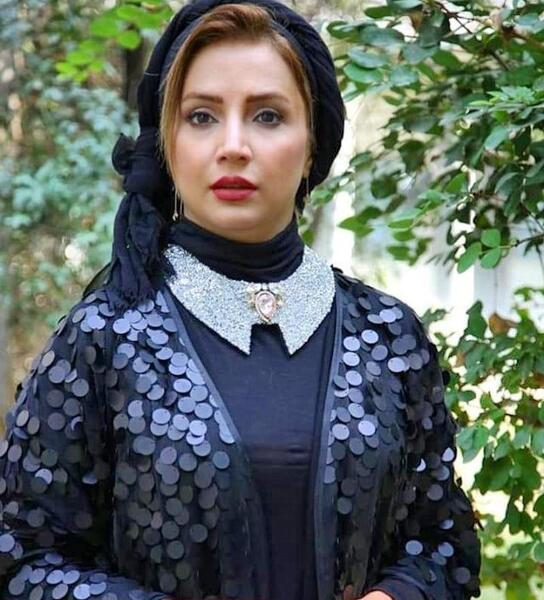عکس شبنم قلی خانی با مقنعه