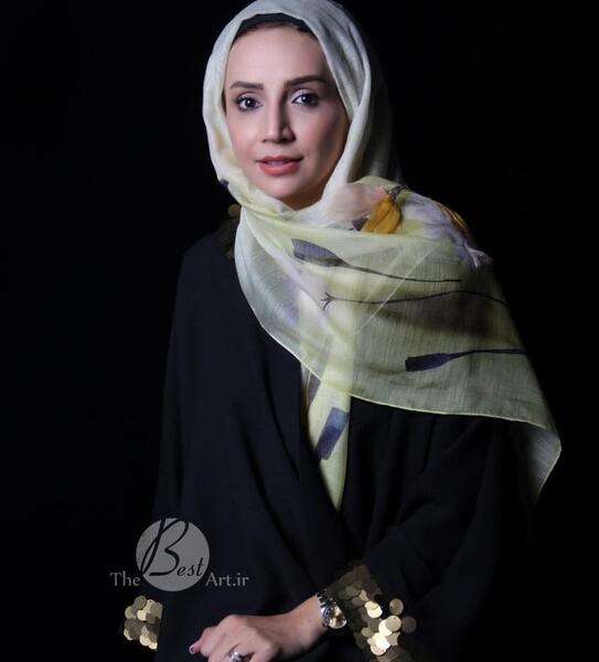 عکس شبنم قلی خانی با مقنعه