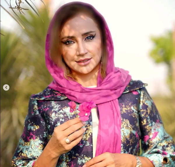 عکس شبنم قلی خانی با مقنعه